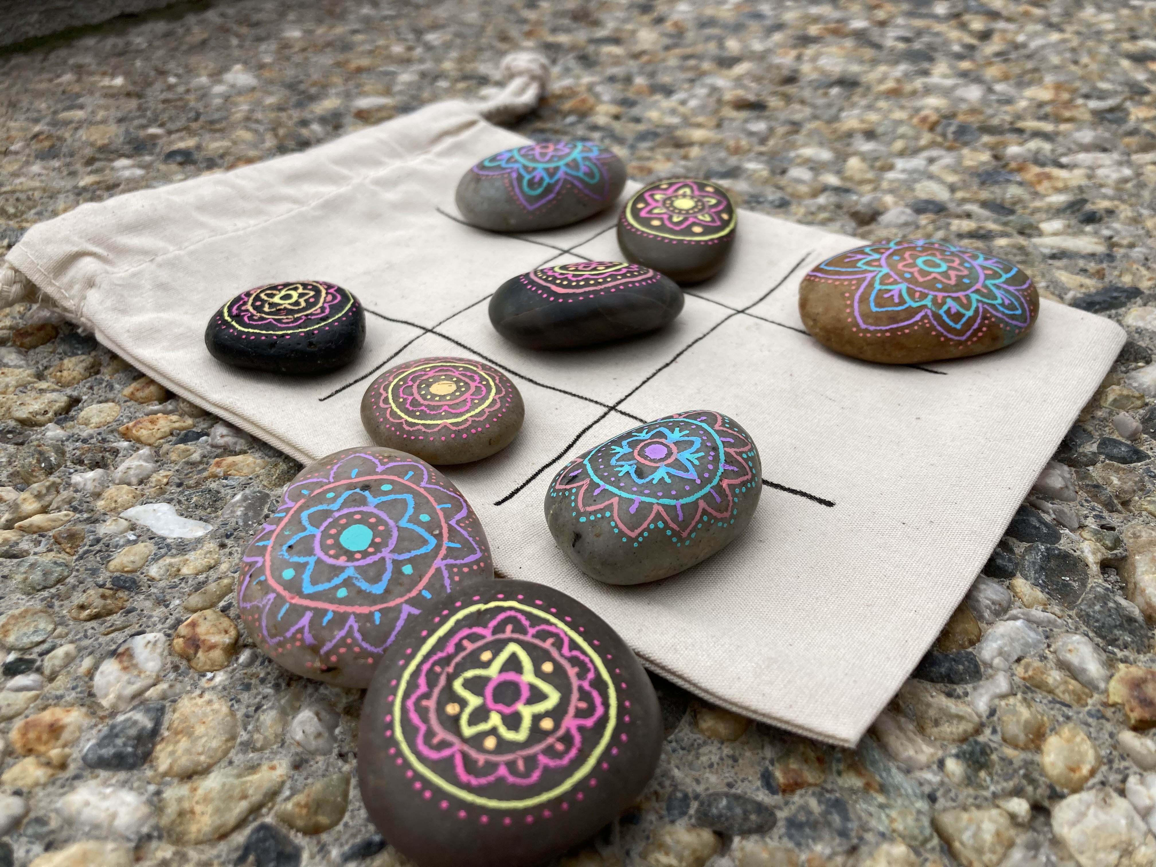 S28 Calendrier 2023 Making A Tic-Tac-Toe Game With Pebbles